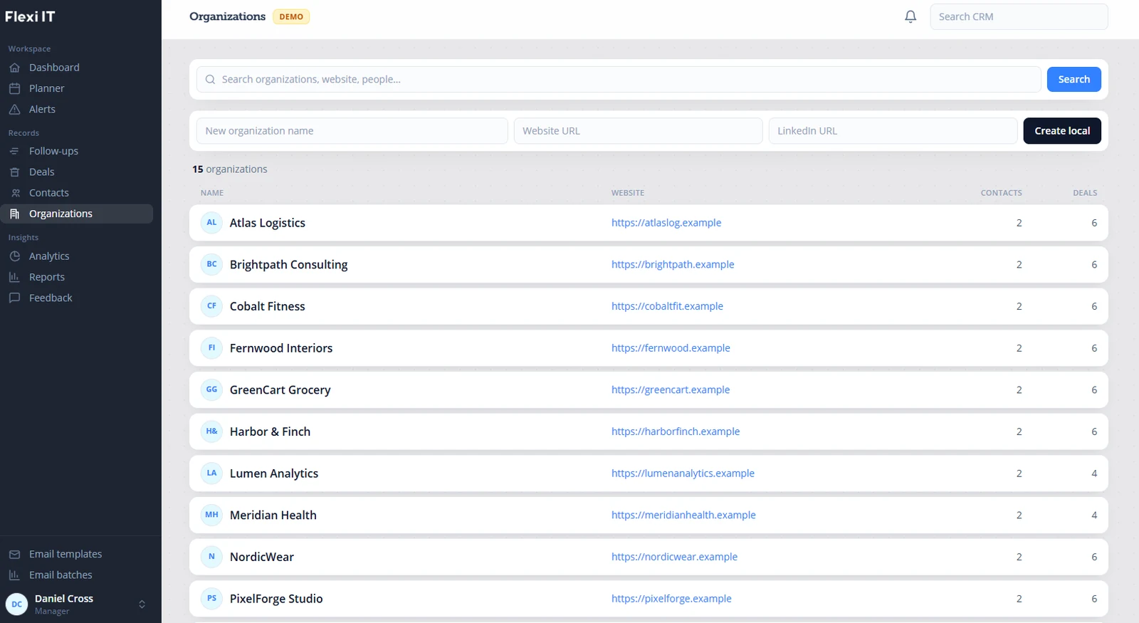 flexiCRM organizations list with linked contact and deal counts (demo data)